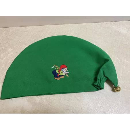 BONNET  CHOUFFE  VERT AVEC SA CLOCHETTE