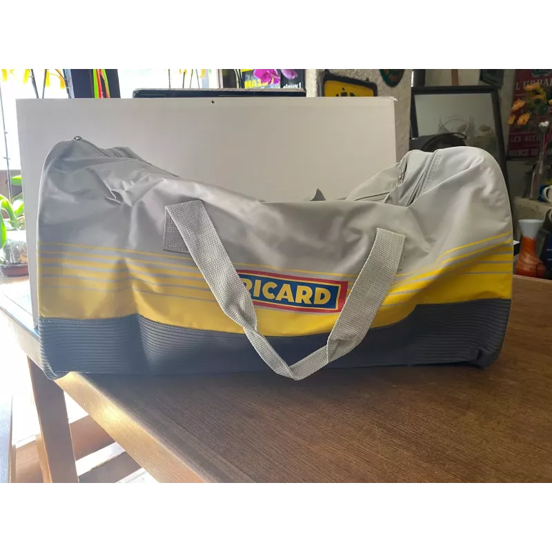 SAC DE SPORT RICARD  ANCIEN  ETAT NEUF  50CM X23CM  HT 30CM