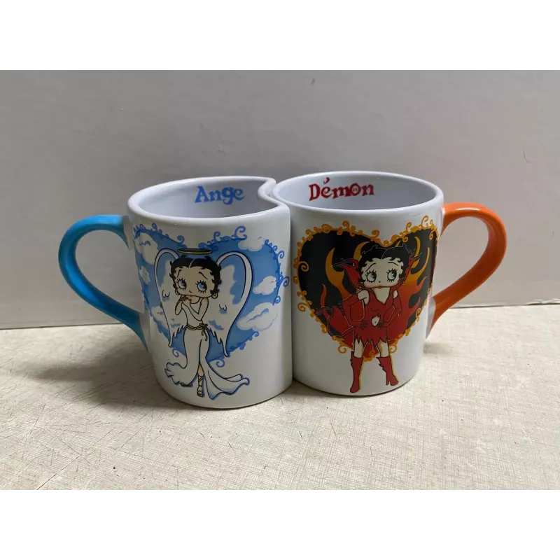 MUG BETTY BOOP  ANGE ET DEMON  HT 9CM  ANNEE 2006