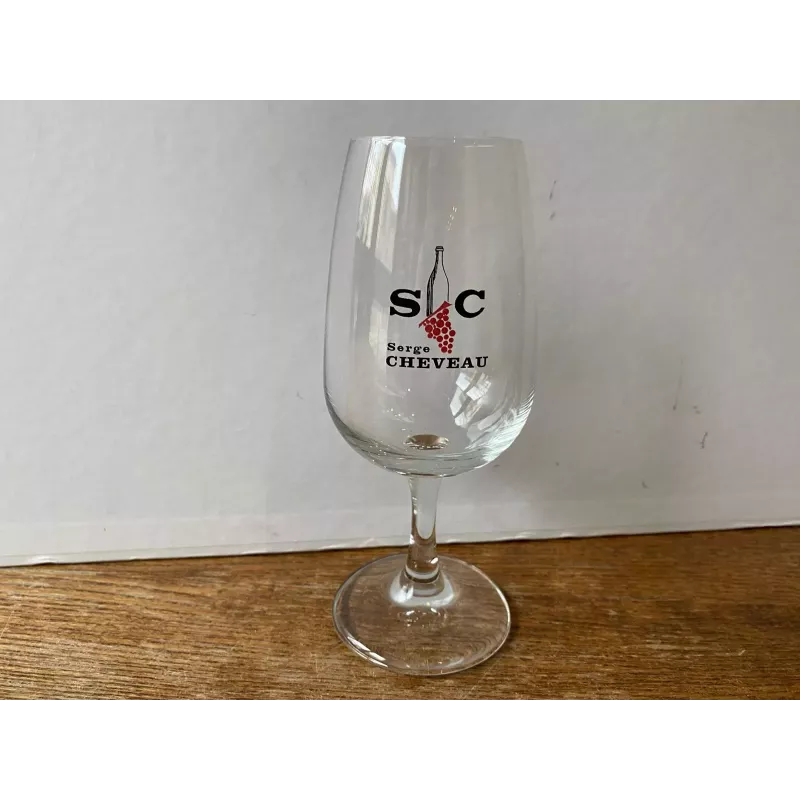 6 VERRES  A VINS  SERGE  CHEVEAU HT 15.50CM