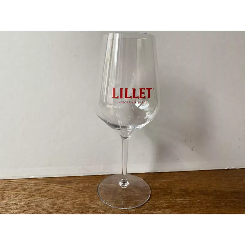 6 VERRES LILLET  HT. 21.50CM EN POLYCARBONATE