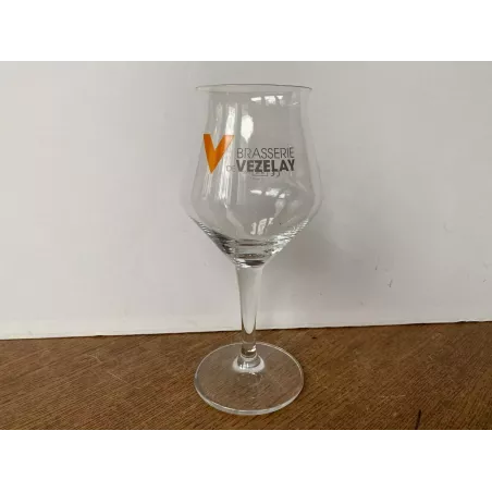 1 VERRE BRASSERIE DE VEZELAY  25CL HT 20.70CM