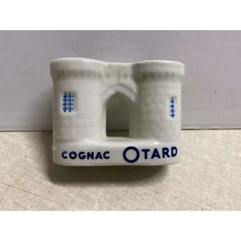 CURE DENT  COGNAC OTARD  8CM X3.80CM  HT.6CM