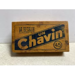 BOITE A CARTES   UN CHAVIN  45