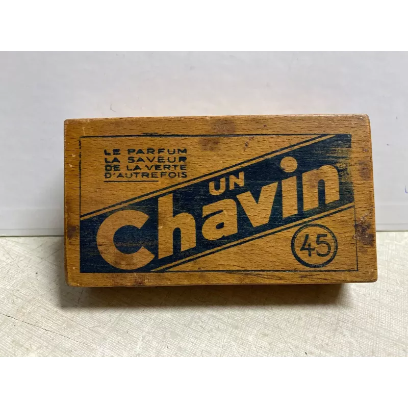BOITE A CARTES   UN CHAVIN  45