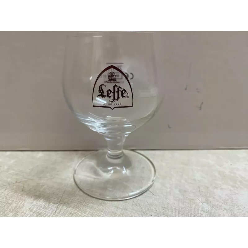 1 VERRE LEFFE 7.50CL BIERE DE NOEL HT 9.50