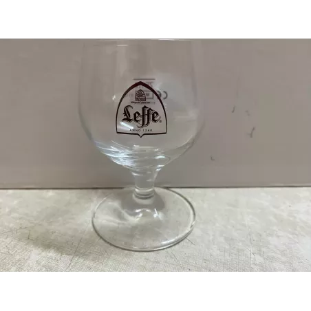 1 VERRE LEFFE 7.50CL BIERE DE NOEL HT 9.50