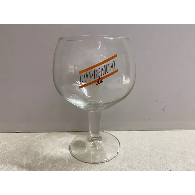 1 VERRE KWAREMONT  50CL HT 16.20CM