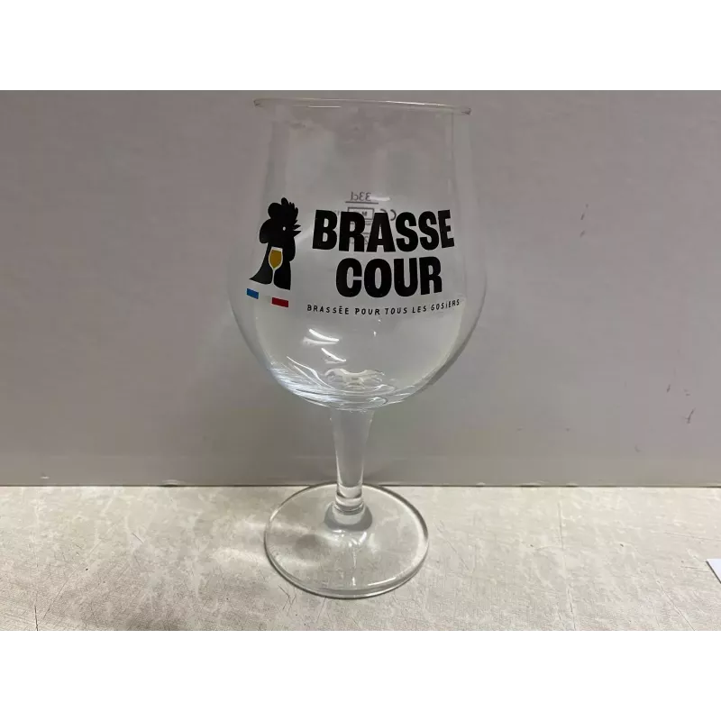 1 VERRE  BRASSE COUR 25/33CL HT 19.30CM