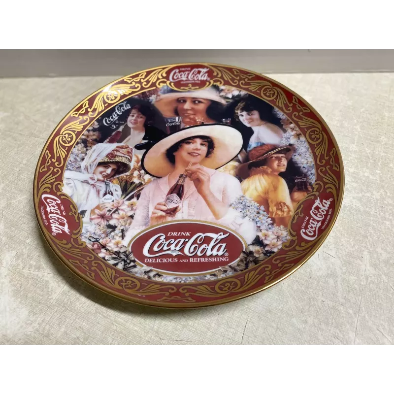 ASSIETTE COCA-COLA  DIAMETRE 20.50CM  ANNEE 1996