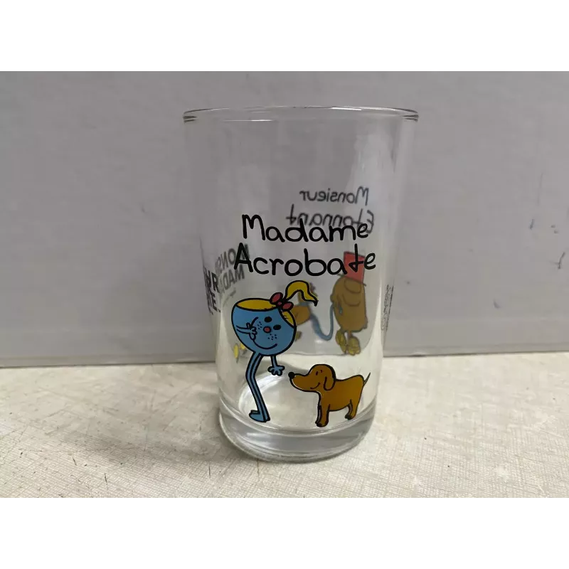 1 VERRE MOUTARDE  MADAME  ACROBATE -MONSIEUR  ETONNANT  HT 9.80CM