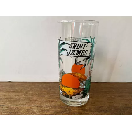 1 VERRE RHUM ST JAMES  HT 13.50CM