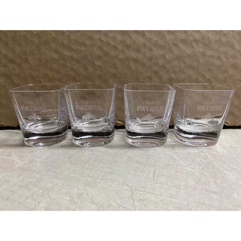 4 SHOOTERS  TEQUILA  PATRON  3/4CL