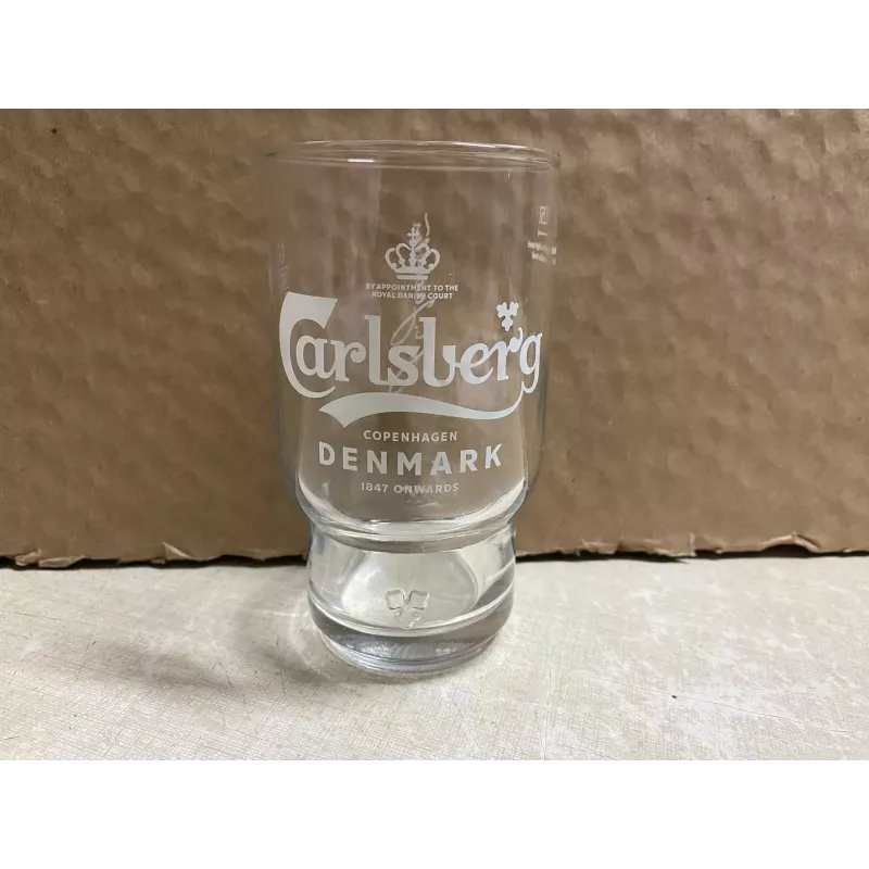 1 VERRE CARLSBERG  25CL HT 12CM