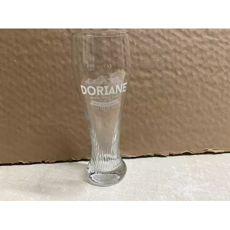 1 VERRE DORIANE 25CL HT 19.80CM   BIERE AUVERGNATE