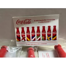 8 MINIS BOUTEILLES COCA-COLA   EN PORTE CLE  ANNEE 2015