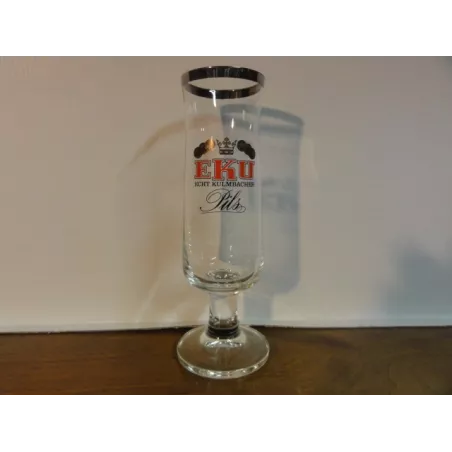 1 VERRE EKU KULMBACHER 20CL HT 19cm