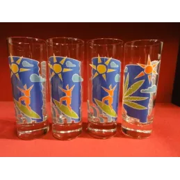 4 VERRES RHUM BACARDI 