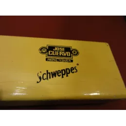 1 METRE  JOSE CUERVO / SCHWEPPES 10 VERRES