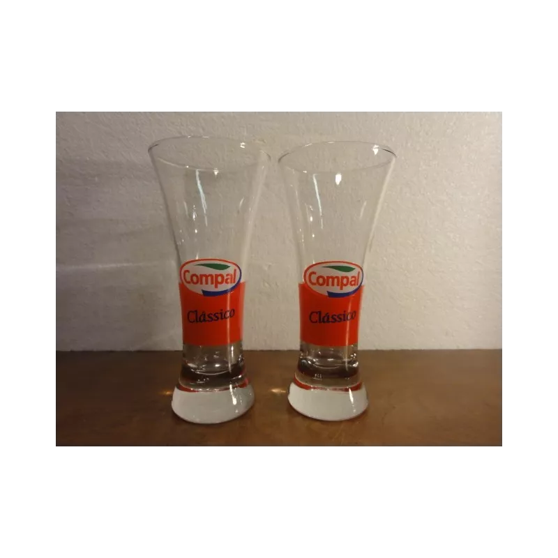 DEUX VERRES  COMPAL  CLASSICO