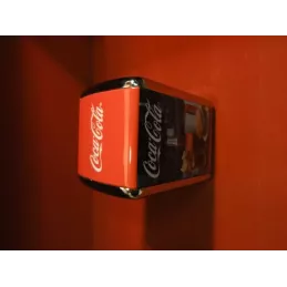 1 DISTRIBUTEUR  DE SERVIETTES  COCA-COLA