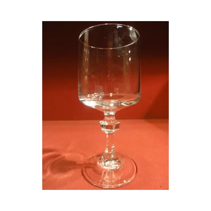 6 VERRES  A VIN 20/22cl