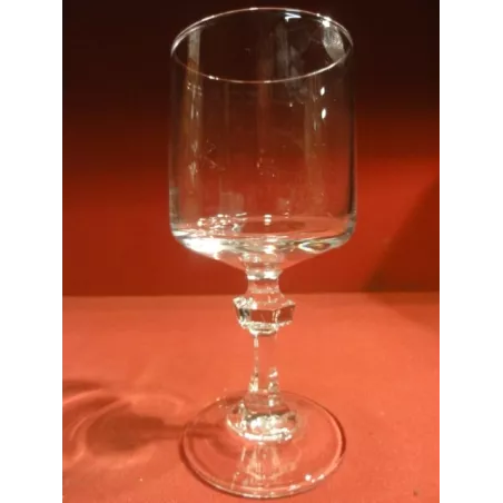 6 VERRES  A VIN 20/22cl