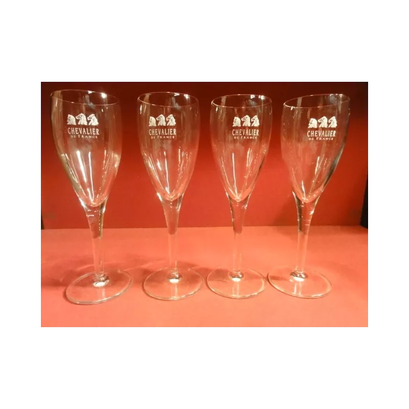 4 COUPES CHEVALIER DE FRANCE 12CL