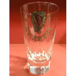 1 VERRE GUINNESS 33/40CL