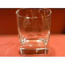 6 VERRES JOHNNIE  WALKER 