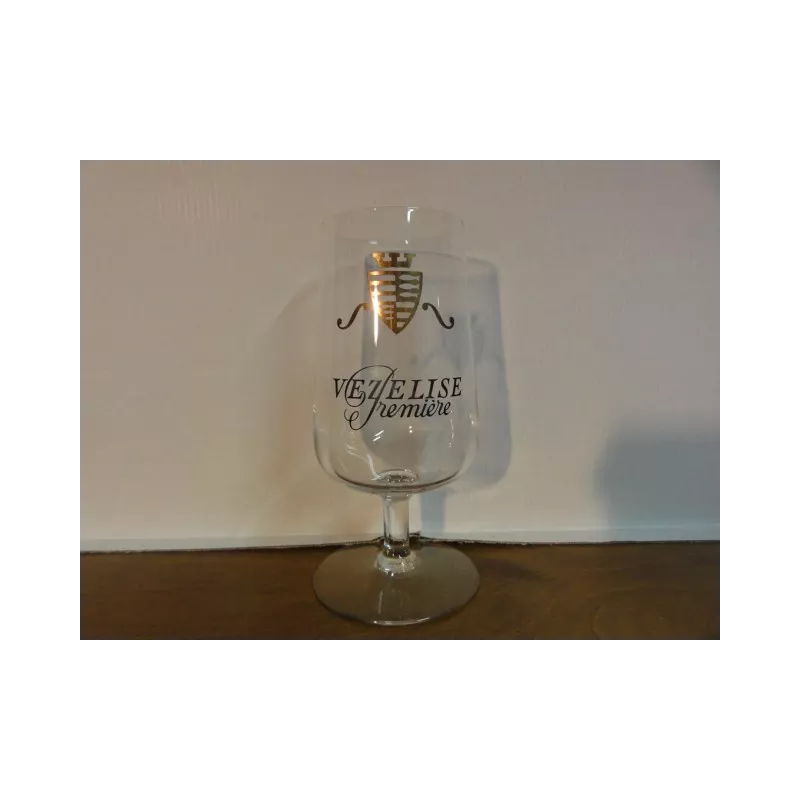 1 VERRE VEZELISE 33/40CL