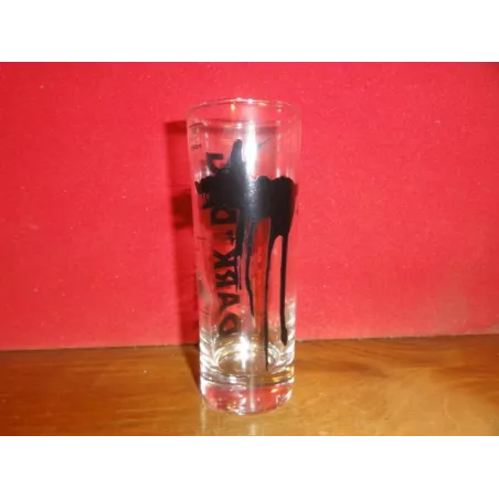 1 BOITE DE 6 VERRES DARK DOG