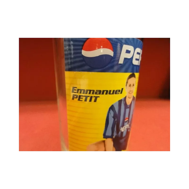 1 VERRE  PEPSI FOOT COLLECTOR 