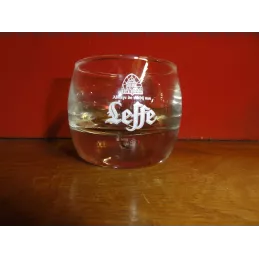 1 MINI  VERRE LEFFE AVEC BULLE 