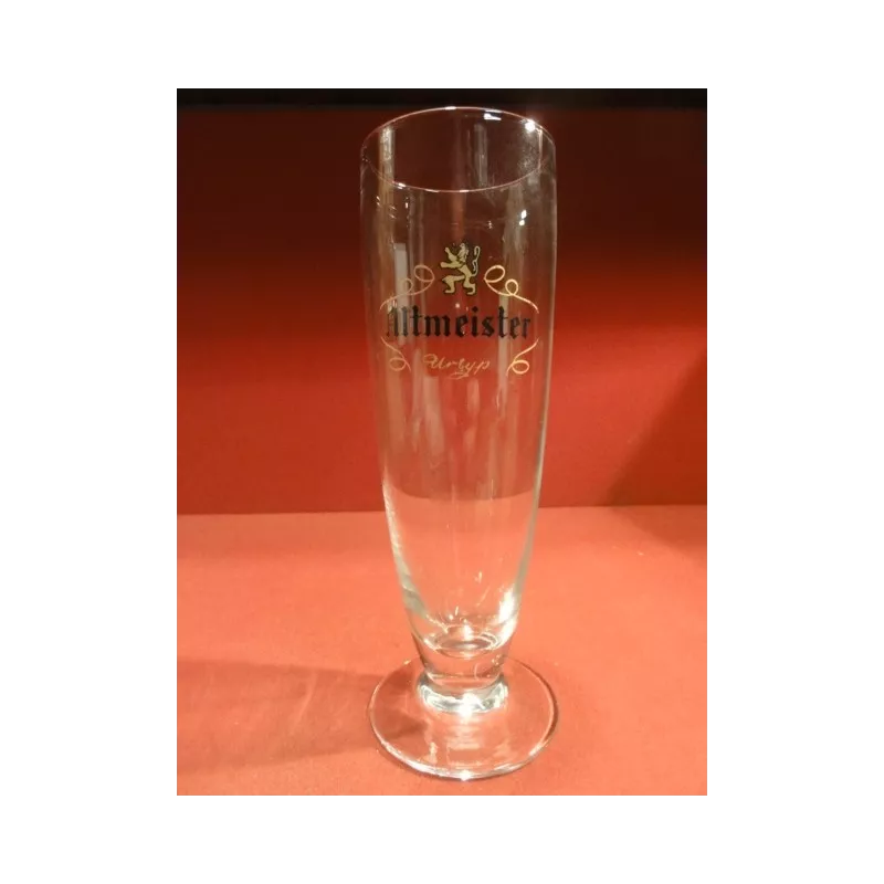 1 VERRE  ALTMEISTER  25 CL