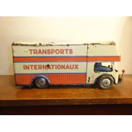 1 CAMION TRANSPORT INTERNATIONNAUX