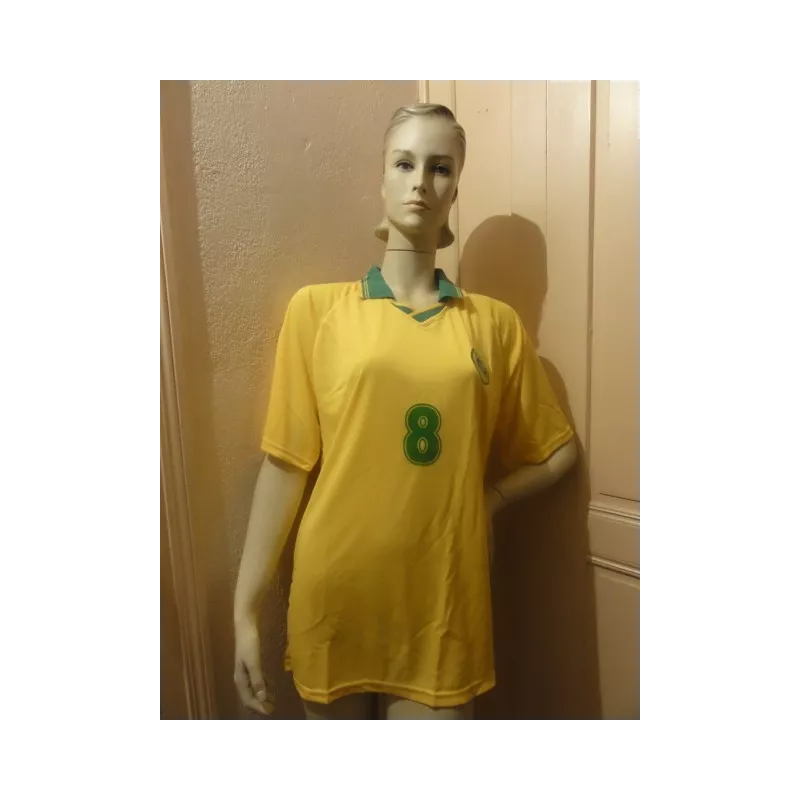 1 MAILLOT FOOT BRESIL N 8 KAKA 