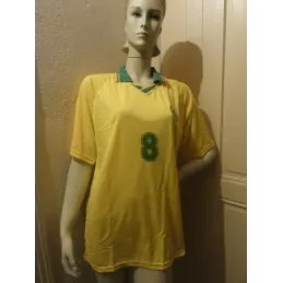 1 MAILLOT FOOT BRESIL N 8 KAKA 