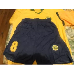 1 MAILLOT FOOT BRESIL N 8 KAKA 