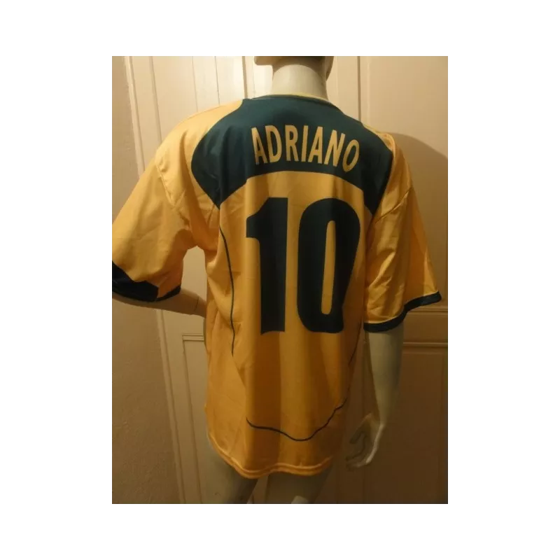 1 MAILLOT FOOT  BREZIL  N 10 ADRIANO