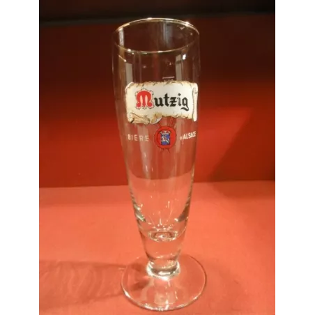 1 VERRE MUTZIG 25CL ( les yeux blancs)