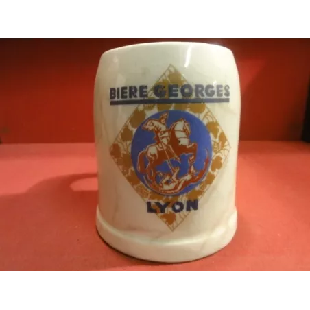 1 CHOPE GRE BIERE GEORGES HT 11CM