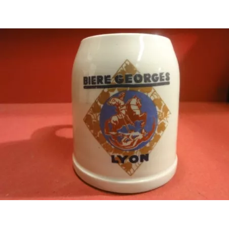 1 CHOPE GRE BIERE GEORGES HT 9.70CM