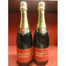 2 BOUTEILLES FACTICES CHAMPAGNE  PIPER-HEIDSIECK